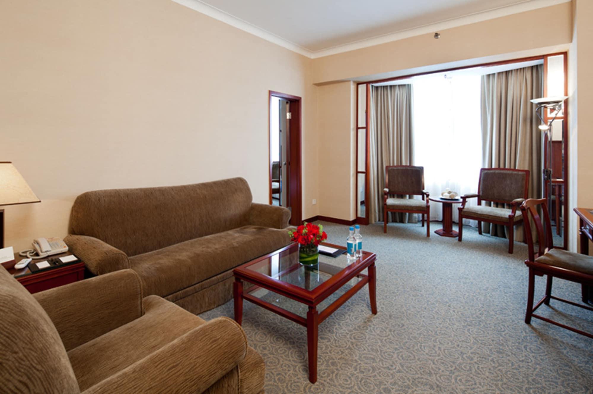 Rosedale Hotel & Suites Guangzhou - Free Shuttle Bus To Canton Fair Luaran gambar
